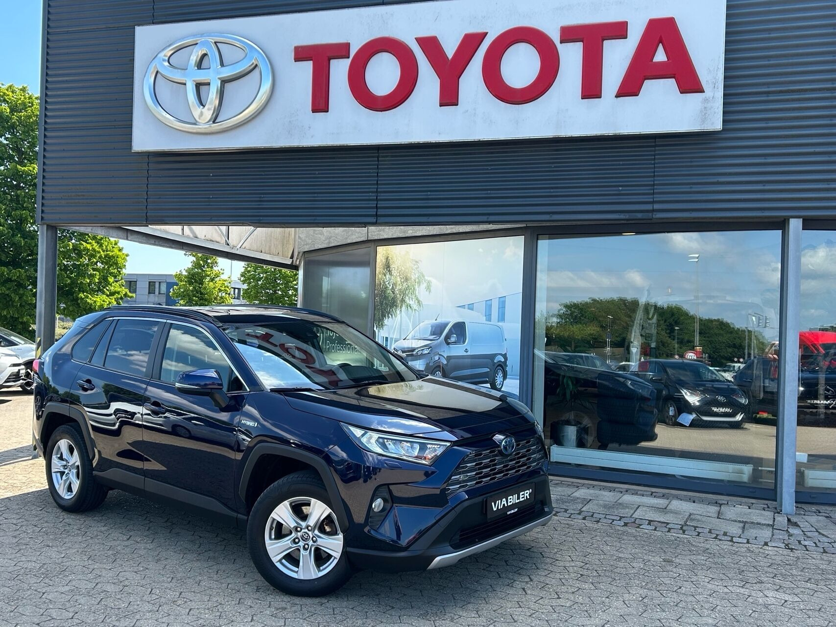 Toyota RAV4 2,5 Hybrid H3 Business 218HK 5d 6g Aut.