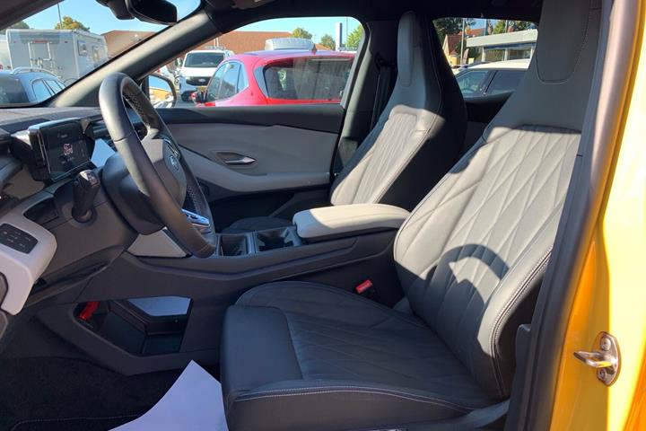Gul Ford Capri fra 2025