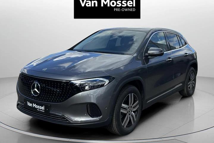 Grå Mercedes EQA 250+ fra 2025