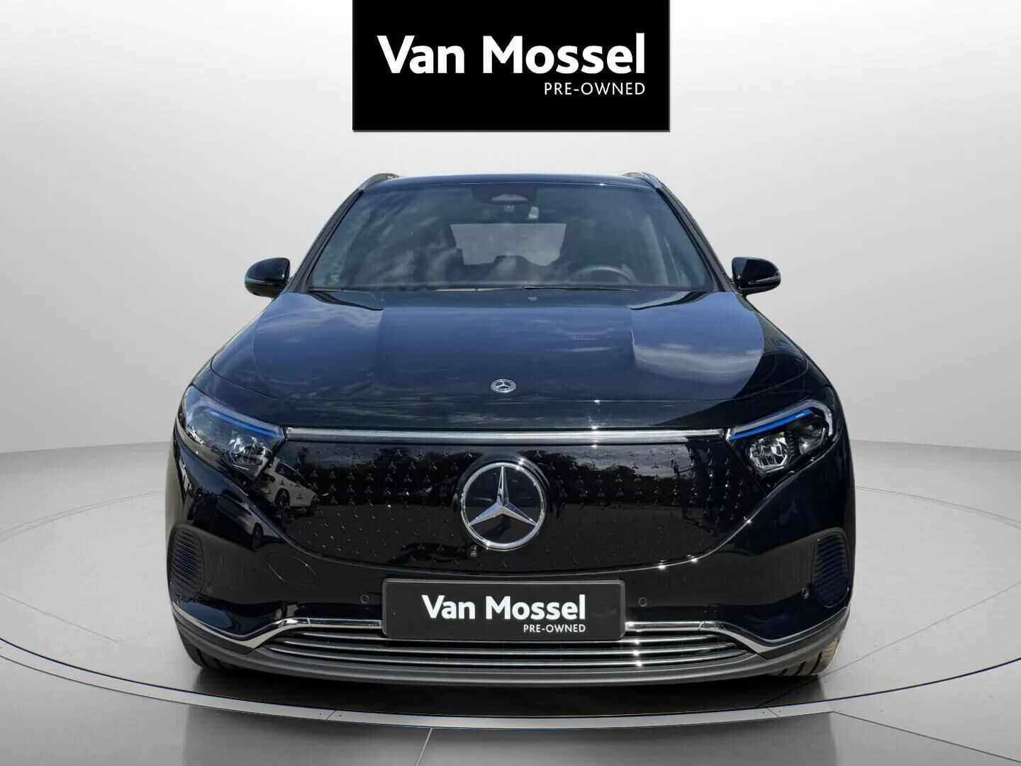 Sort Mercedes EQA 250 fra 2024