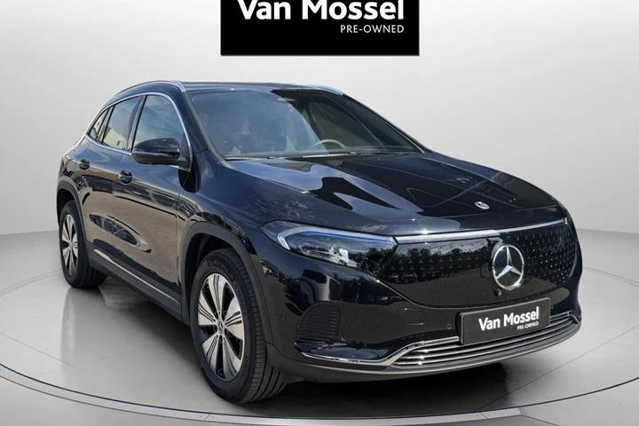 Sort Mercedes EQA 250 fra 2024