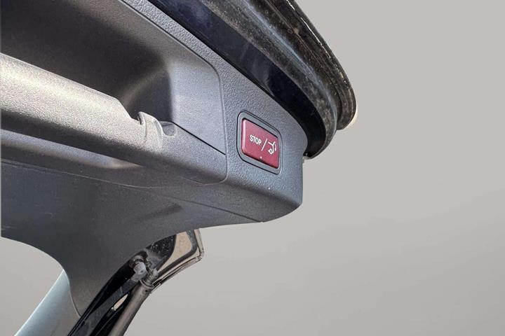 Sort Mercedes EQA 250 fra 2024