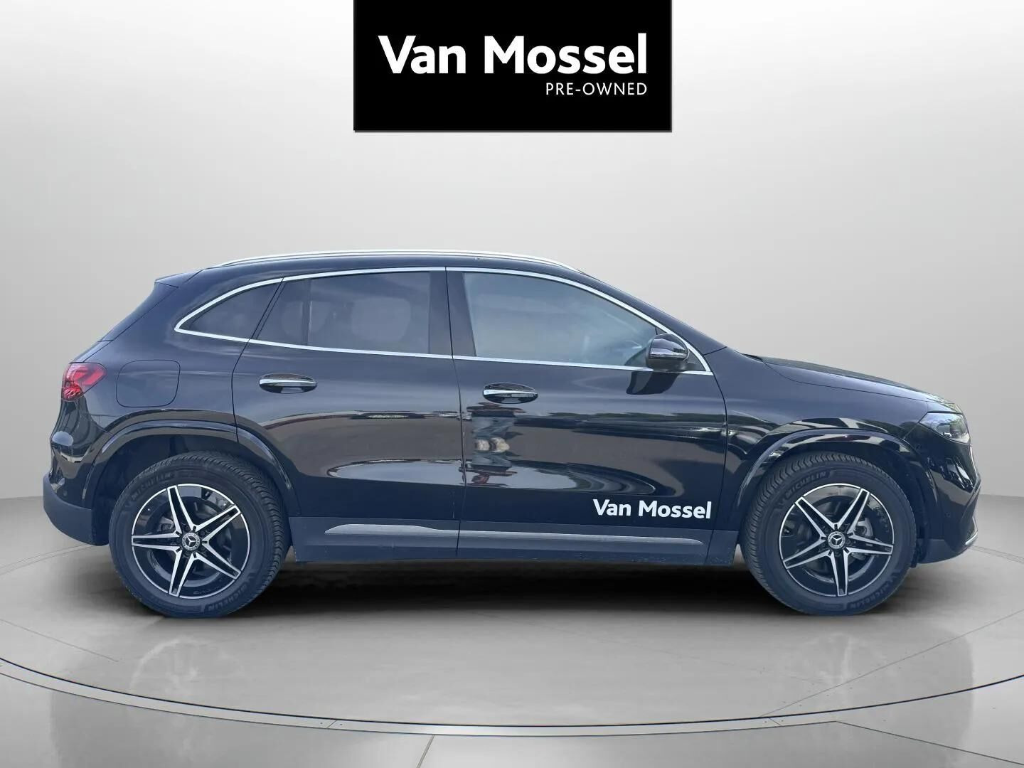 Sort Mercedes EQA 250+ fra 2025