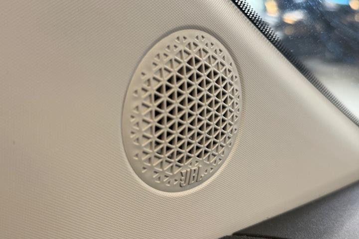 Blå Fiat 500e fra 2024