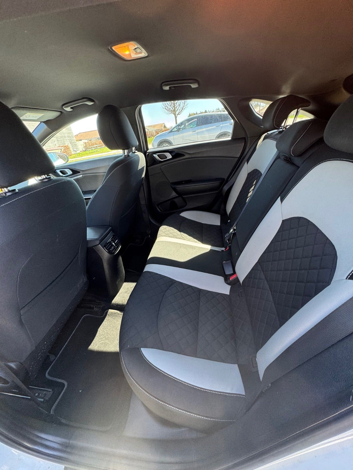 Hvid Kia ProCeed fra 2020