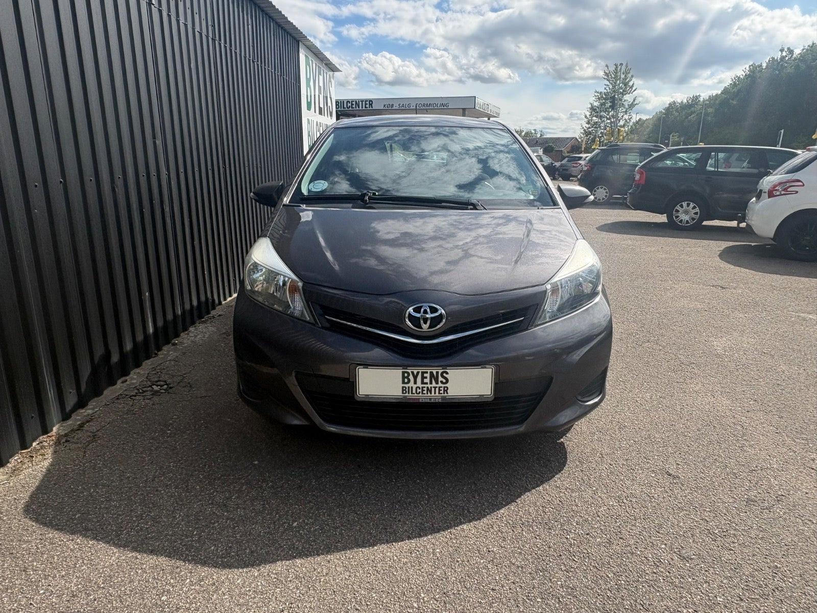 undefined Toyota Yaris fra 2012