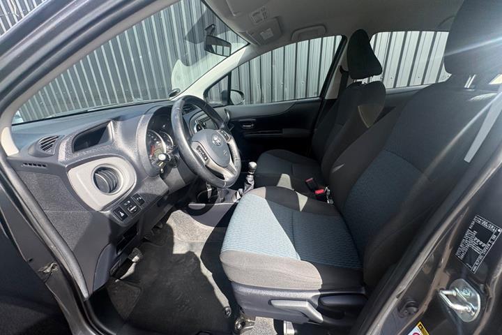 undefined Toyota Yaris fra 2012