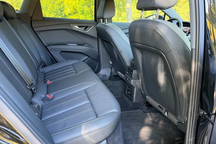Sort Audi Q4 e-tron fra 2023