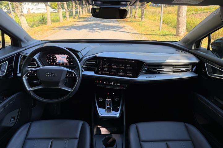 Sort Audi Q4 e-tron fra 2023