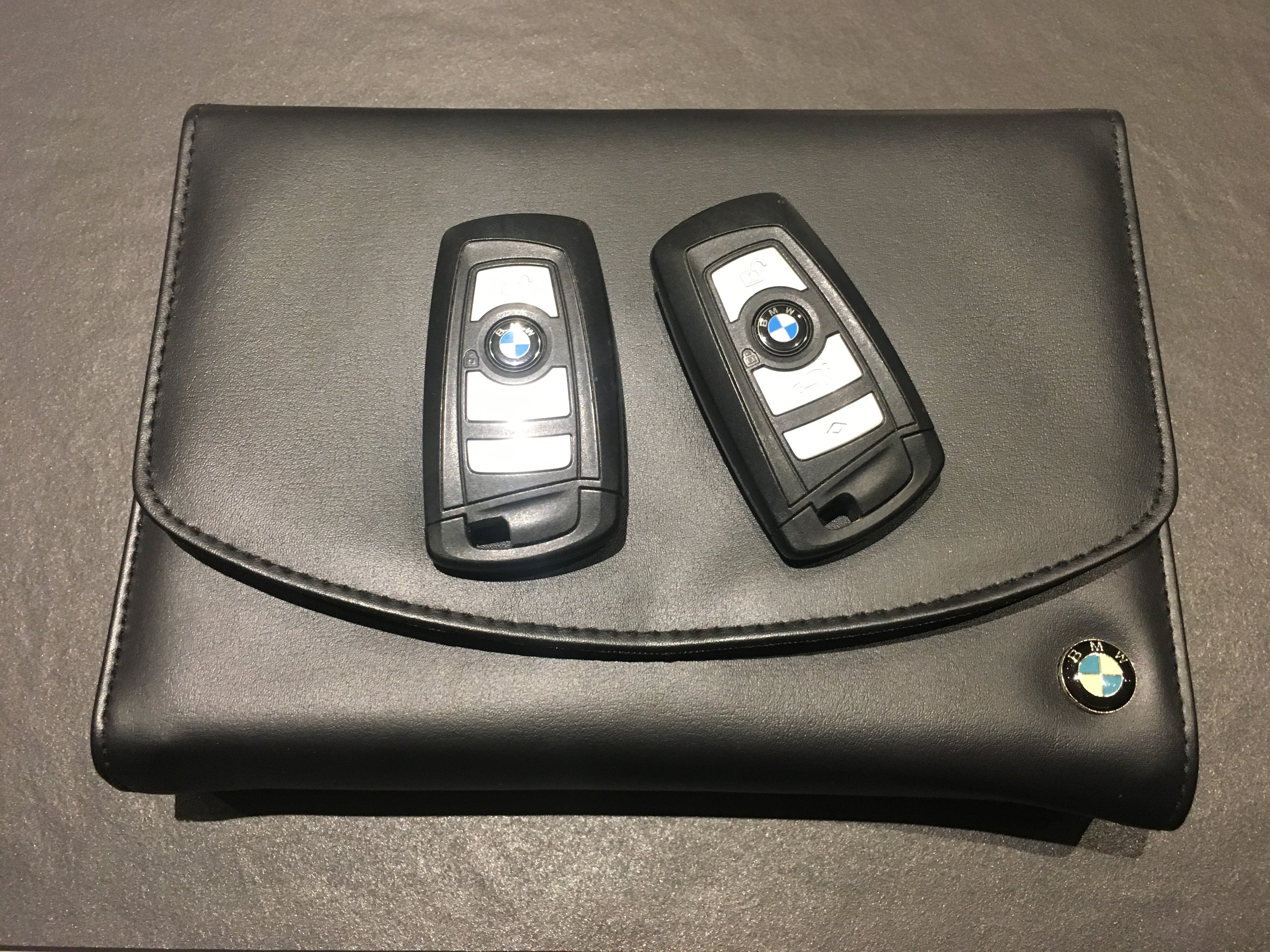 Sort BMW 5-Serie fra 2013