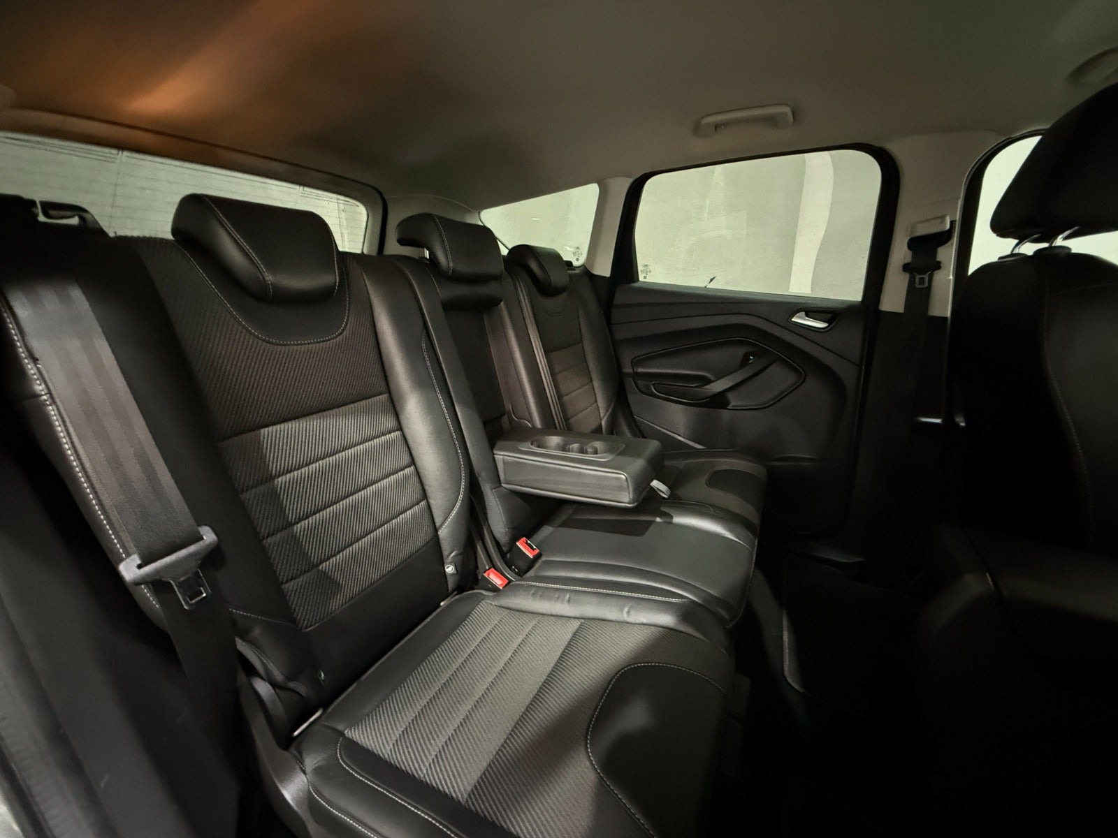 undefined Ford Kuga fra 2016