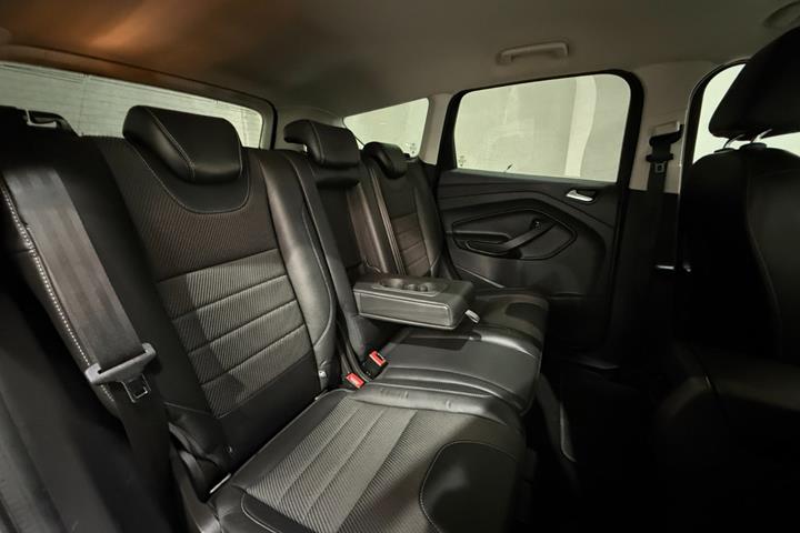 undefined Ford Kuga fra 2016