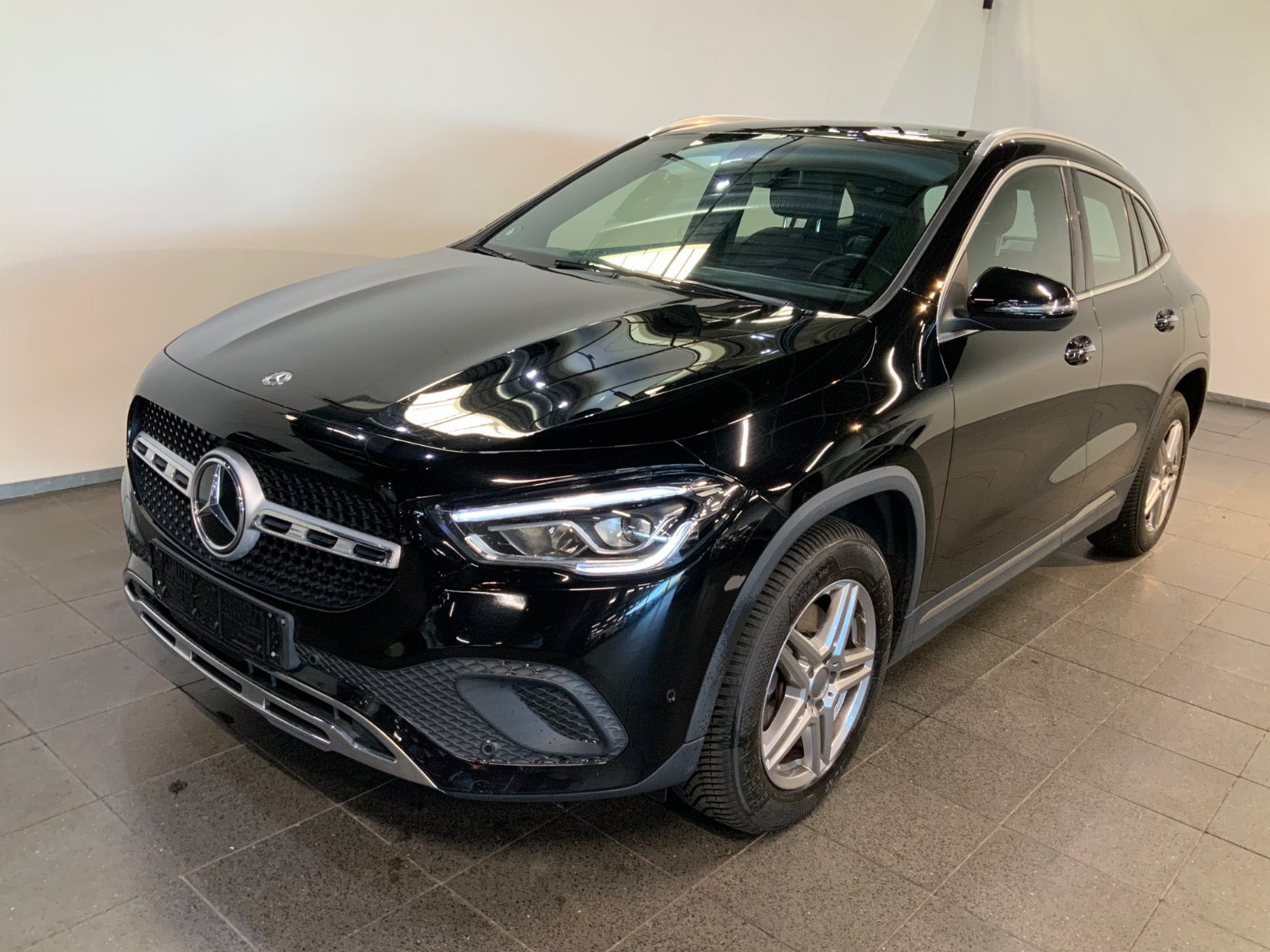 Mercedes GLA200 1,3 Progressive Line aut.