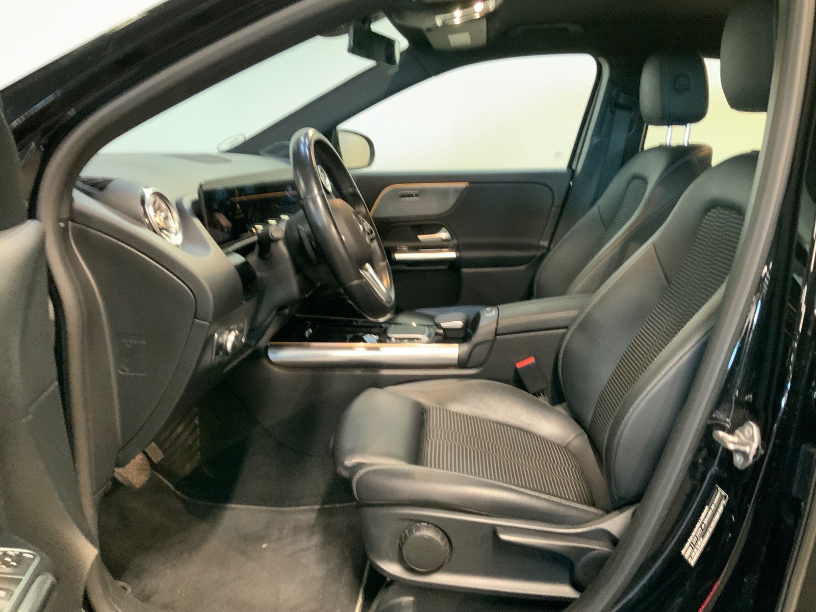 Sort Mercedes GLA200 fra 2021