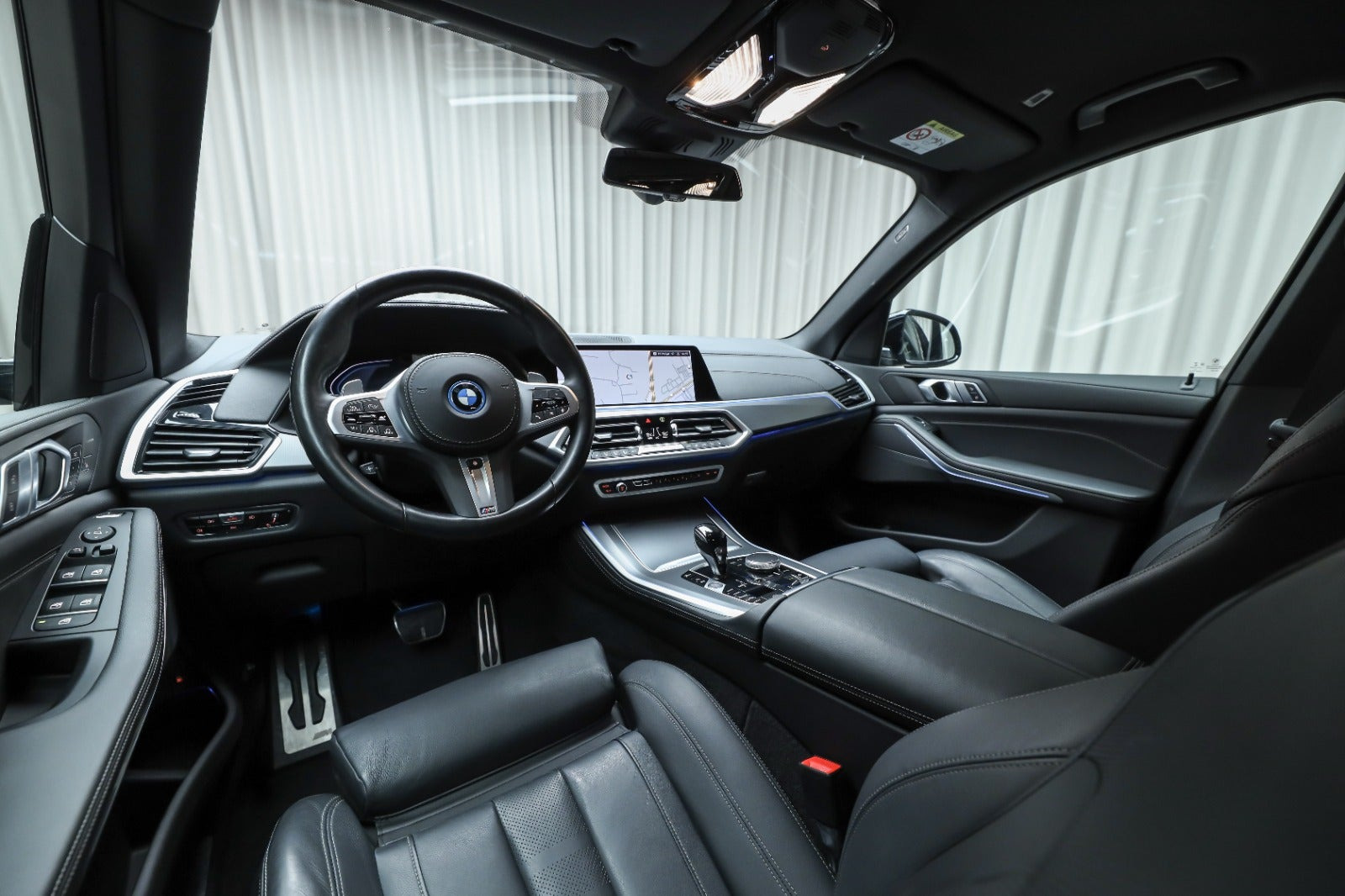 Sort BMW X5 fra 2022