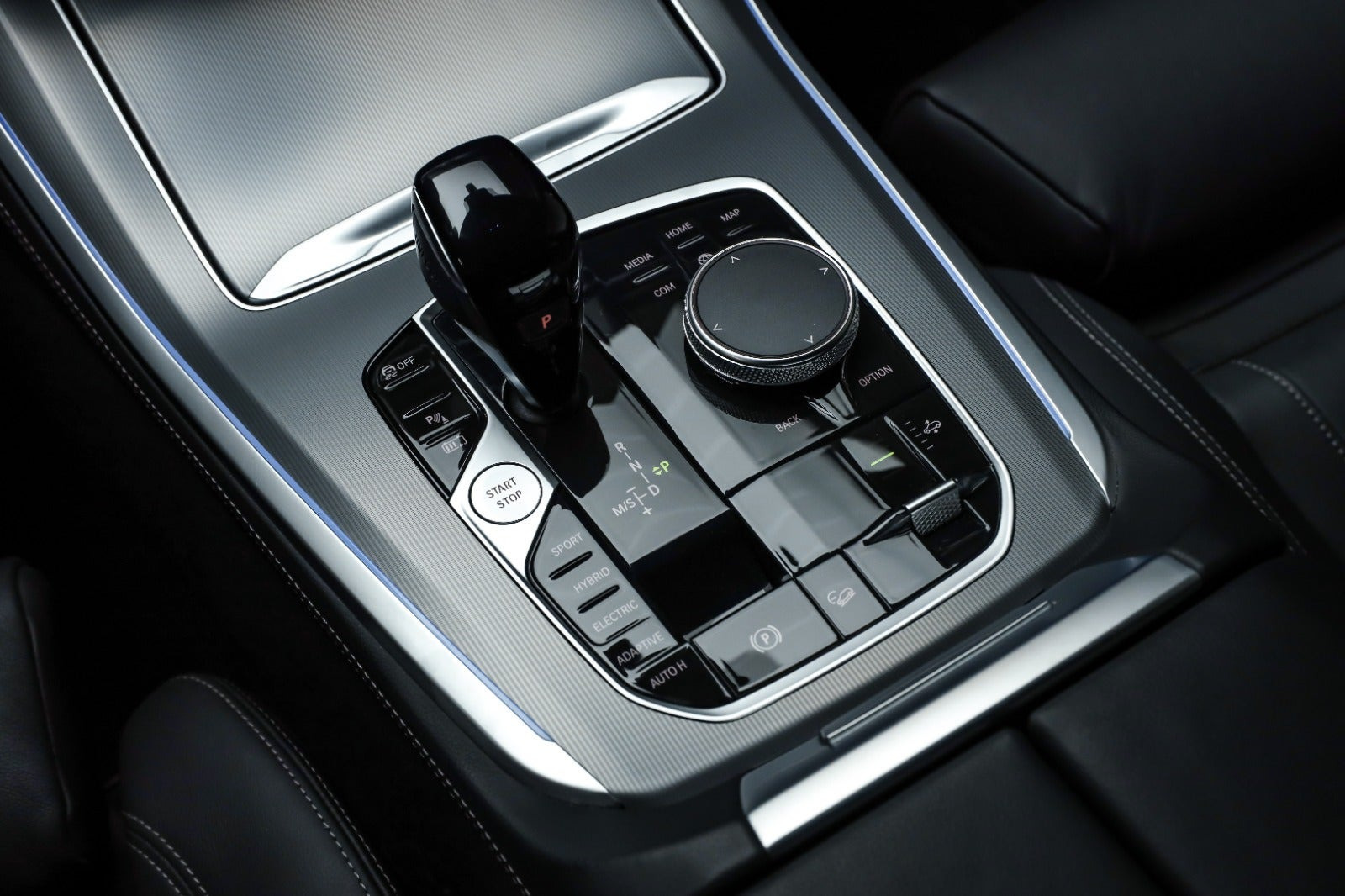 Sort BMW X5 fra 2022