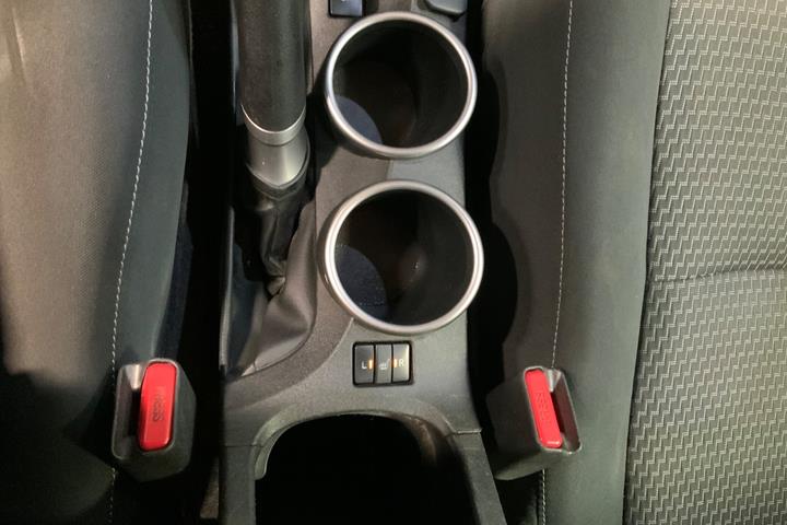 Sort Toyota Verso fra 2014