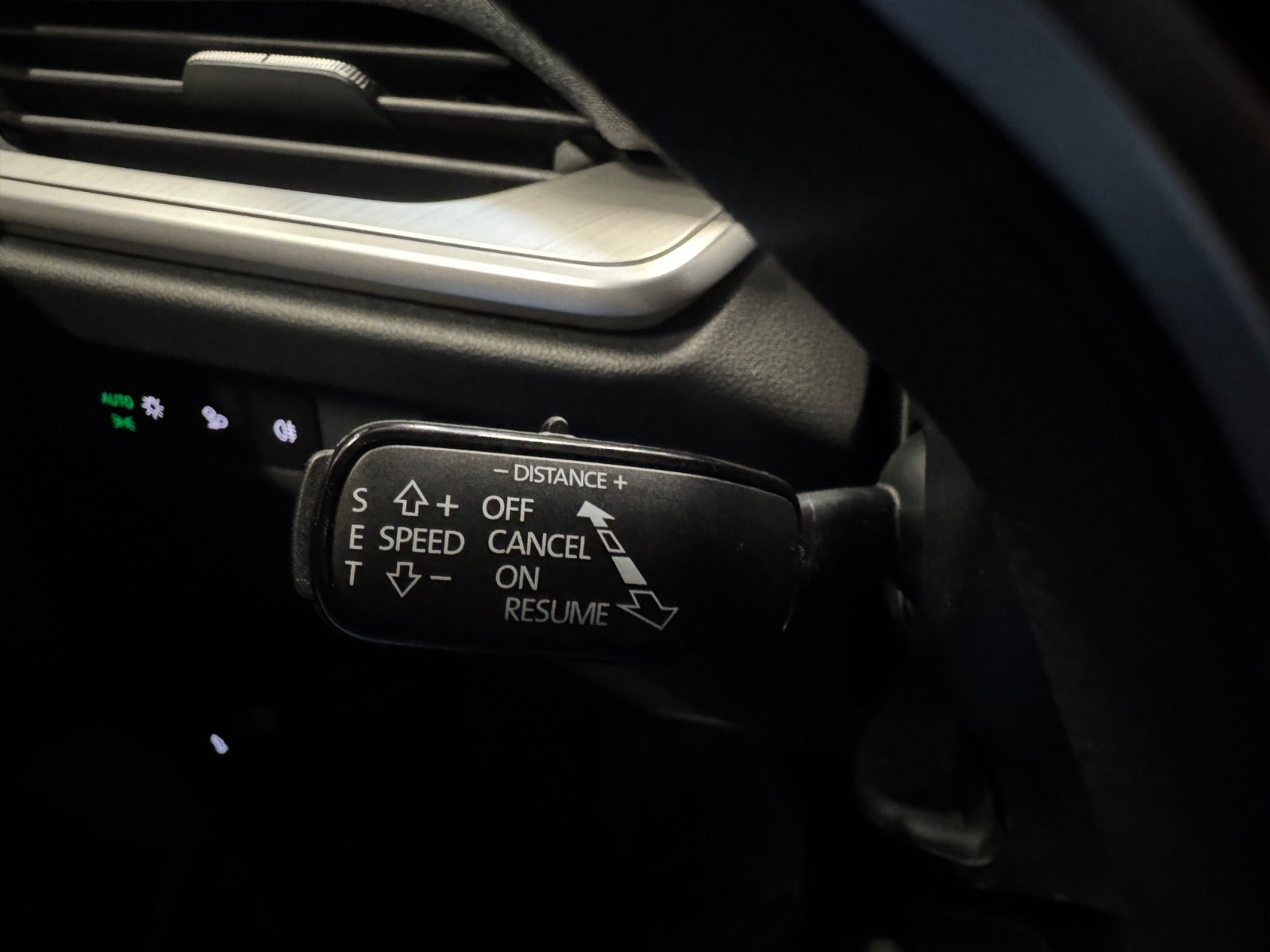 Sort Skoda Enyaq fra 2026