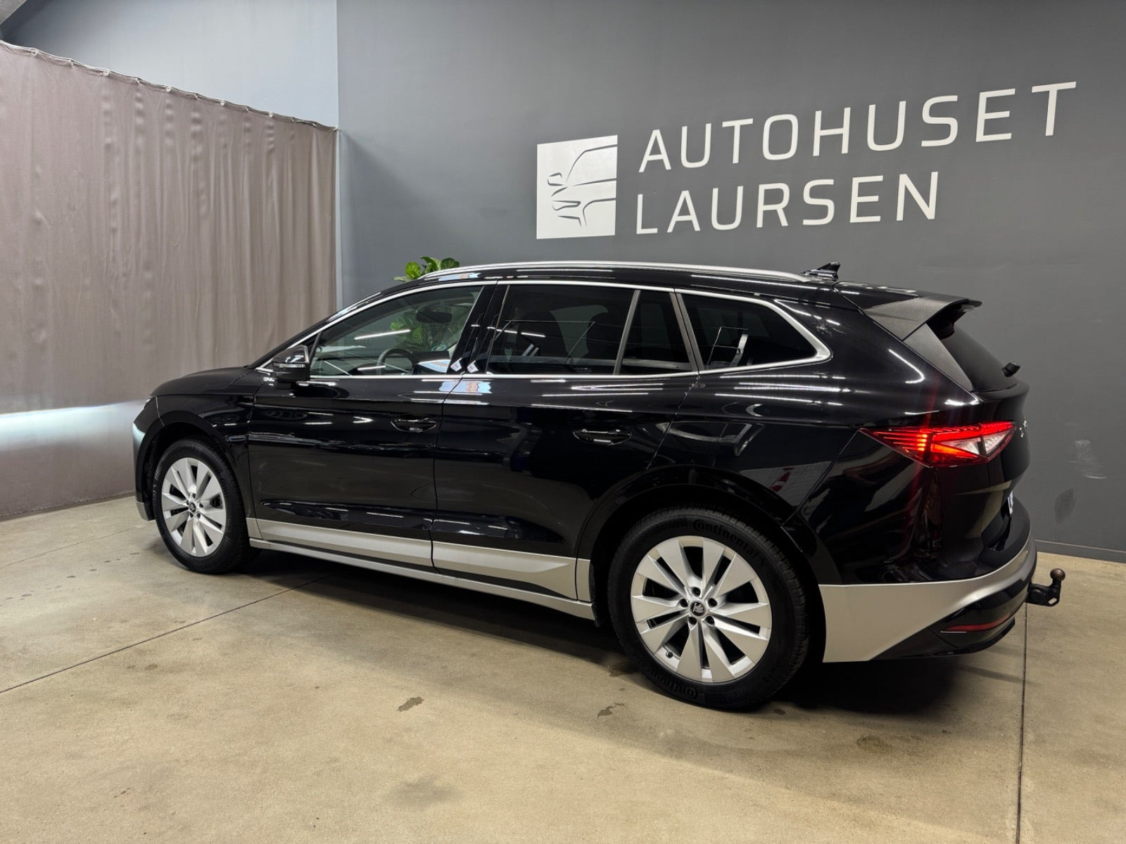 Sort Skoda Enyaq fra 2026