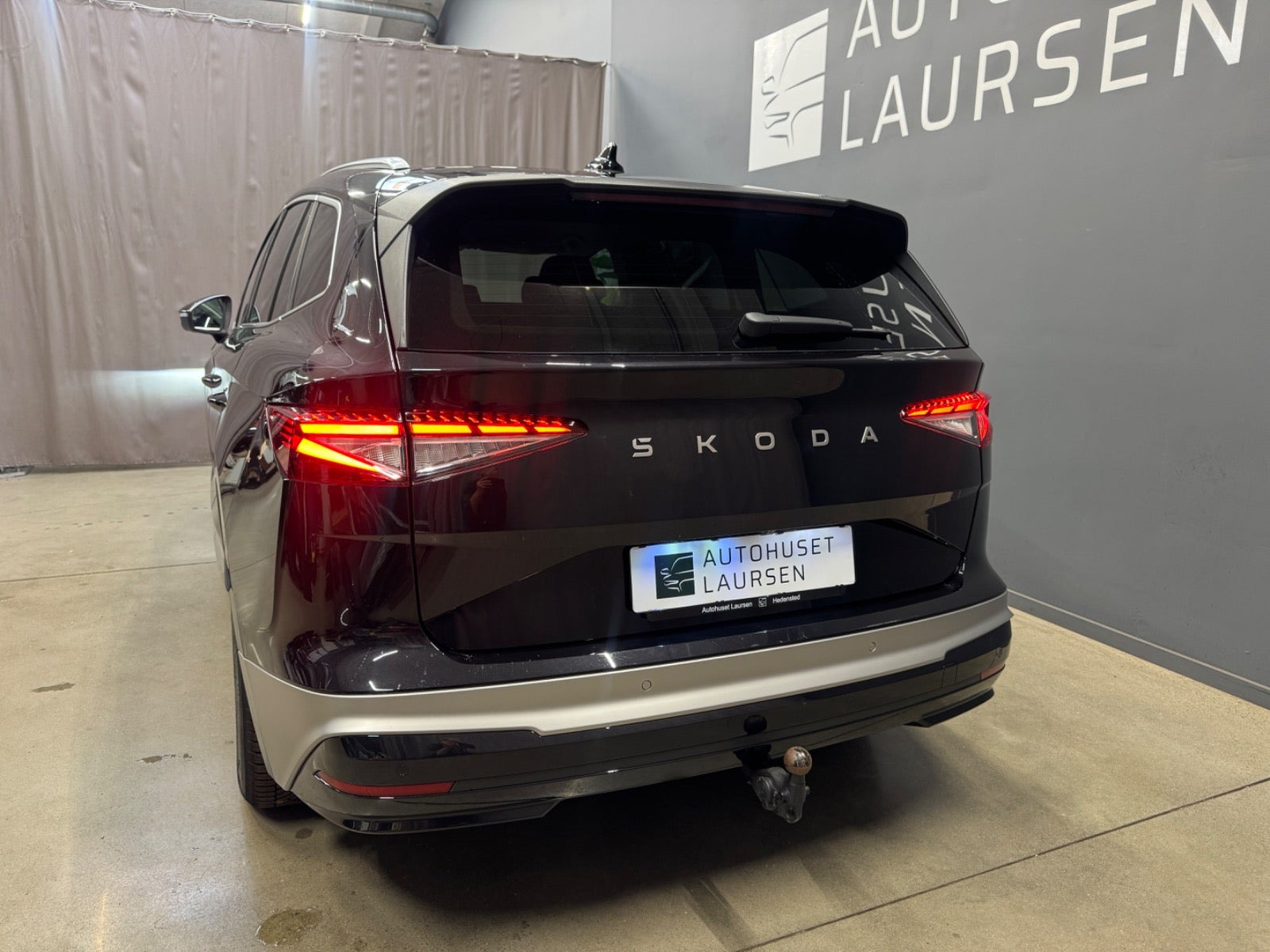 Sort Skoda Enyaq fra 2026