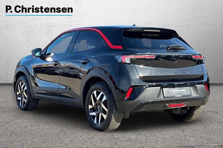 Sort Opel Mokka-e fra 2023