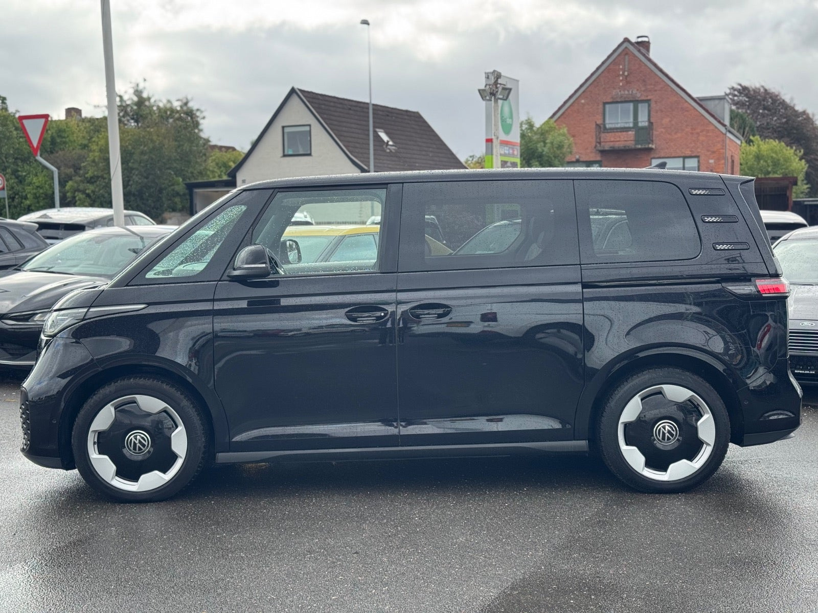 Sort VW ID.Buzz fra 2024
