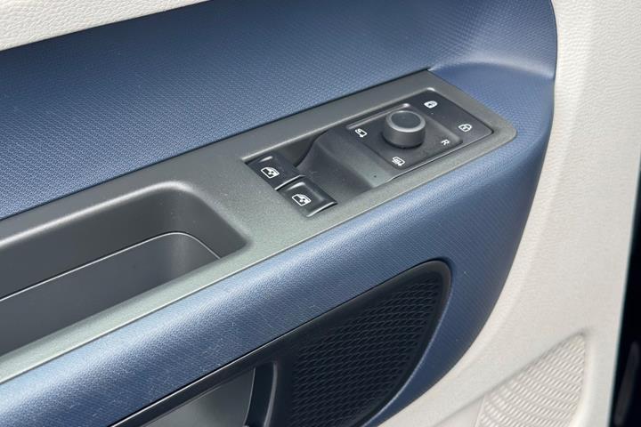 Sort VW ID.Buzz fra 2024