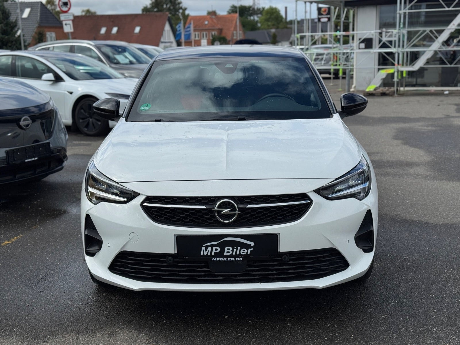 Hvid Opel Corsa-e fra 2023