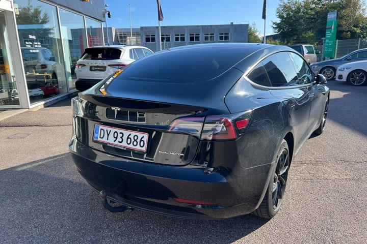 undefined Tesla Model 3 fra 2022