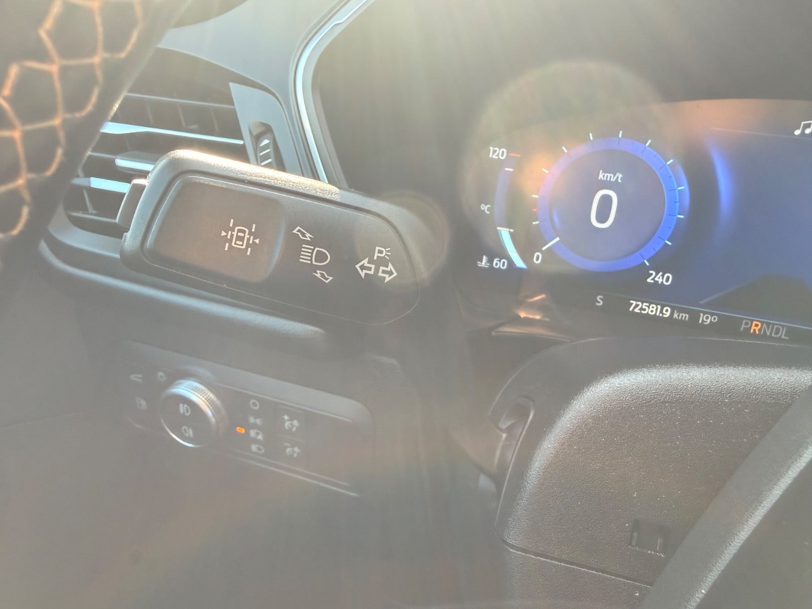 Sort Ford Kuga fra 2022