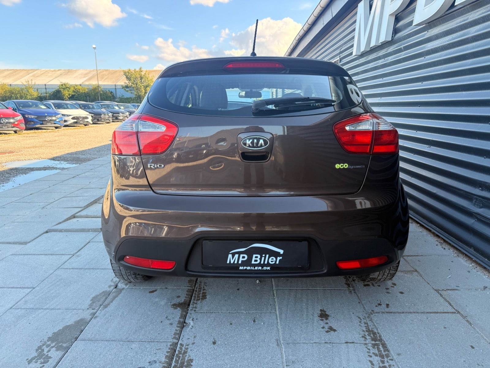 Brun Kia Rio fra 2012