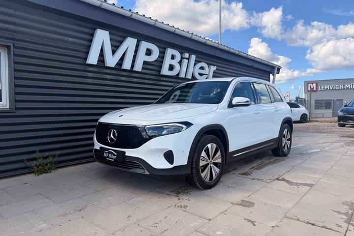 Hvid Mercedes EQB250+ fra 2024