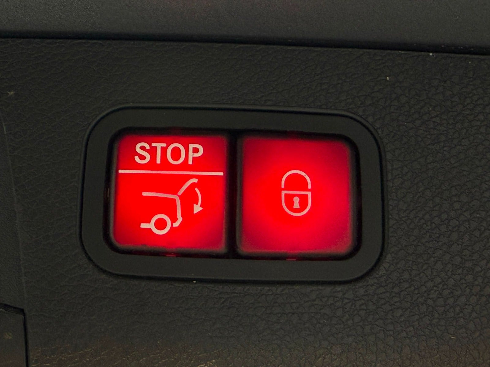 Grå Mercedes E63 fra 2017