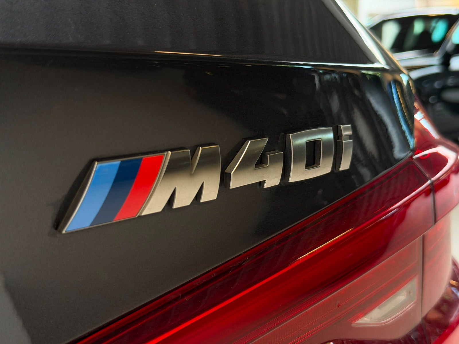 Grå BMW X3 fra 2018