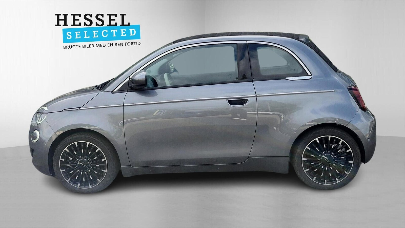 Grå Fiat 500e fra 2023