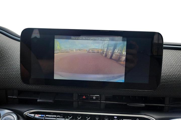 Grå Fiat 500e fra 2023