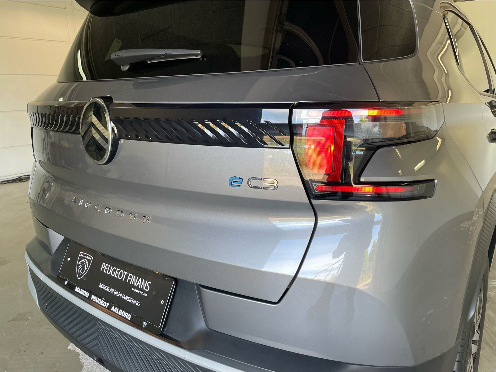 Grå Citroën e-C3 Aircross fra 2025
