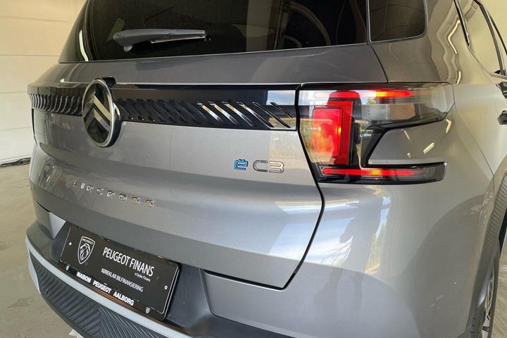 Grå Citroën e-C3 Aircross fra 2025