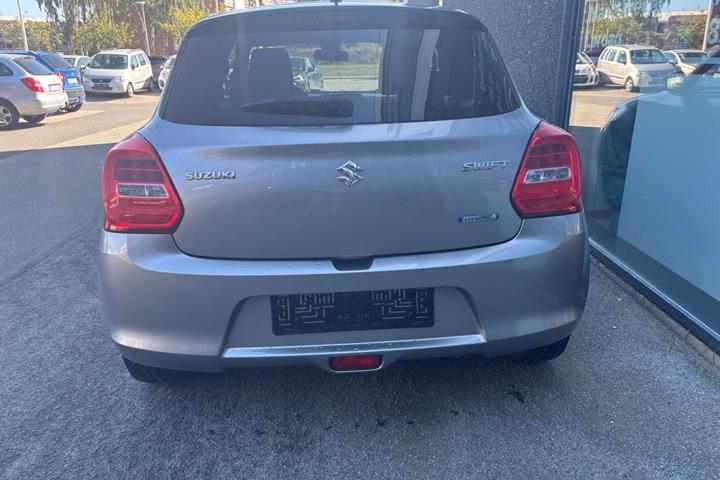 Sort Suzuki Swift fra 2017