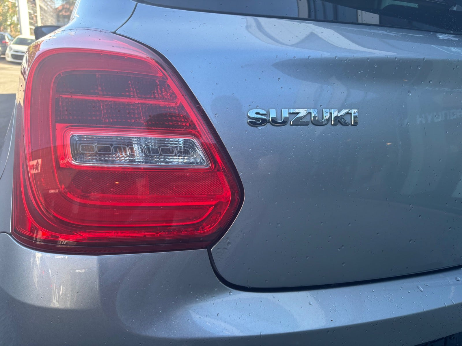 Sort Suzuki Swift fra 2017