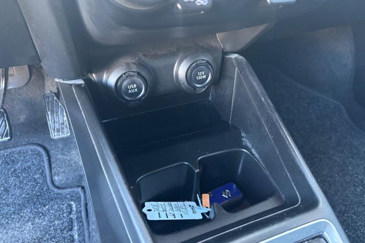 Sort Suzuki Swift fra 2017
