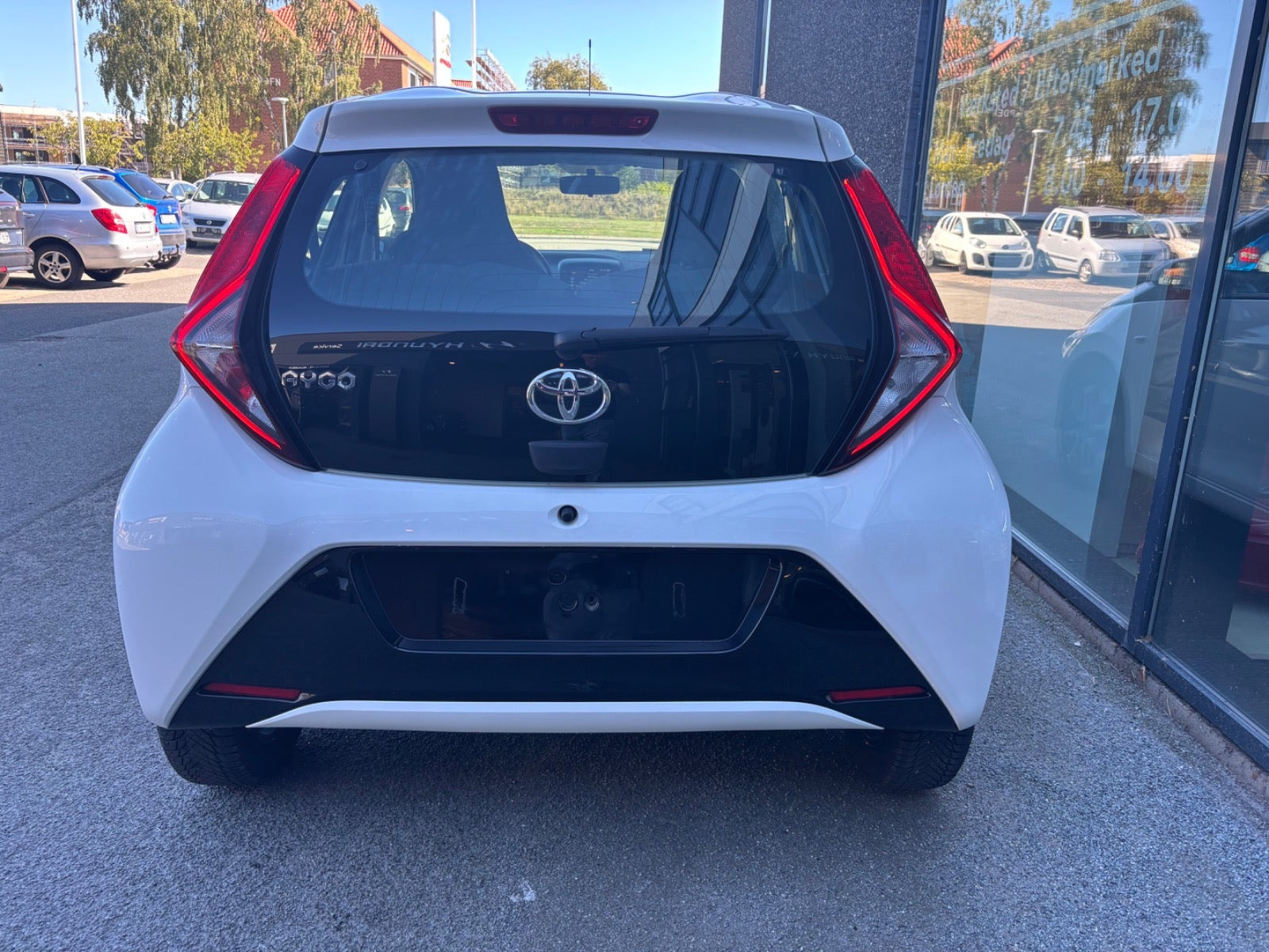 Hvid Toyota Aygo fra 2019