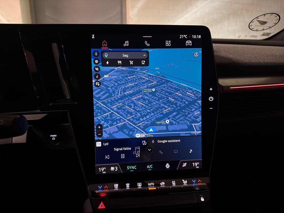 Hvid Renault Megane E-Tech fra 2024