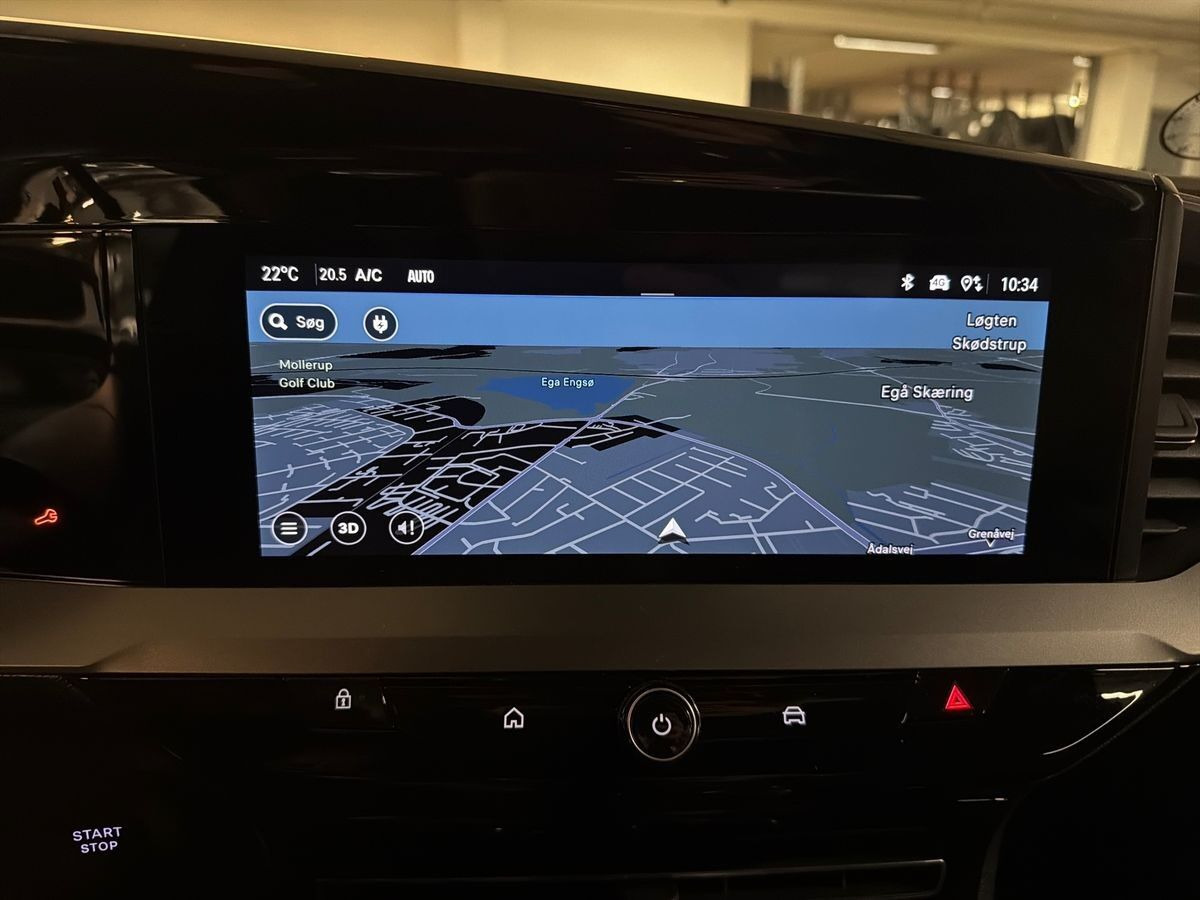 Grå Opel Mokka-e fra 2025