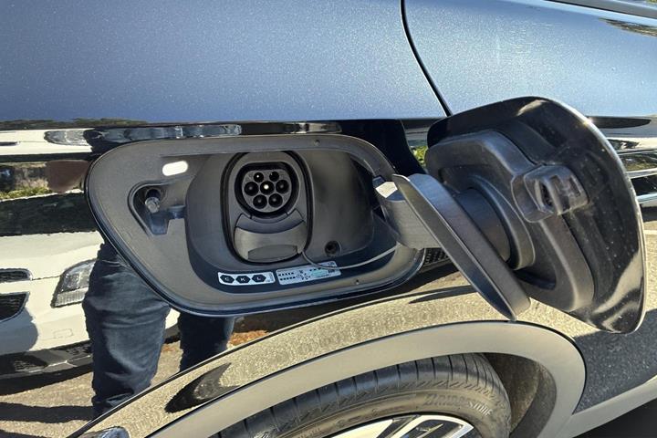 Sort VW ID.4 fra 2023