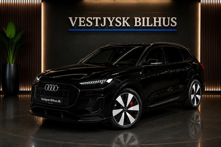 Sort Audi Q6 e-tron fra 2024