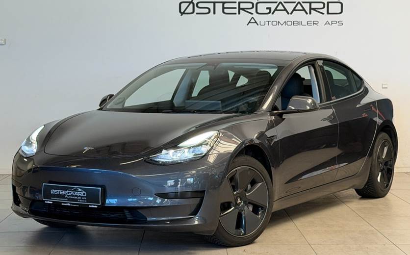 Tesla Model 3 RWD