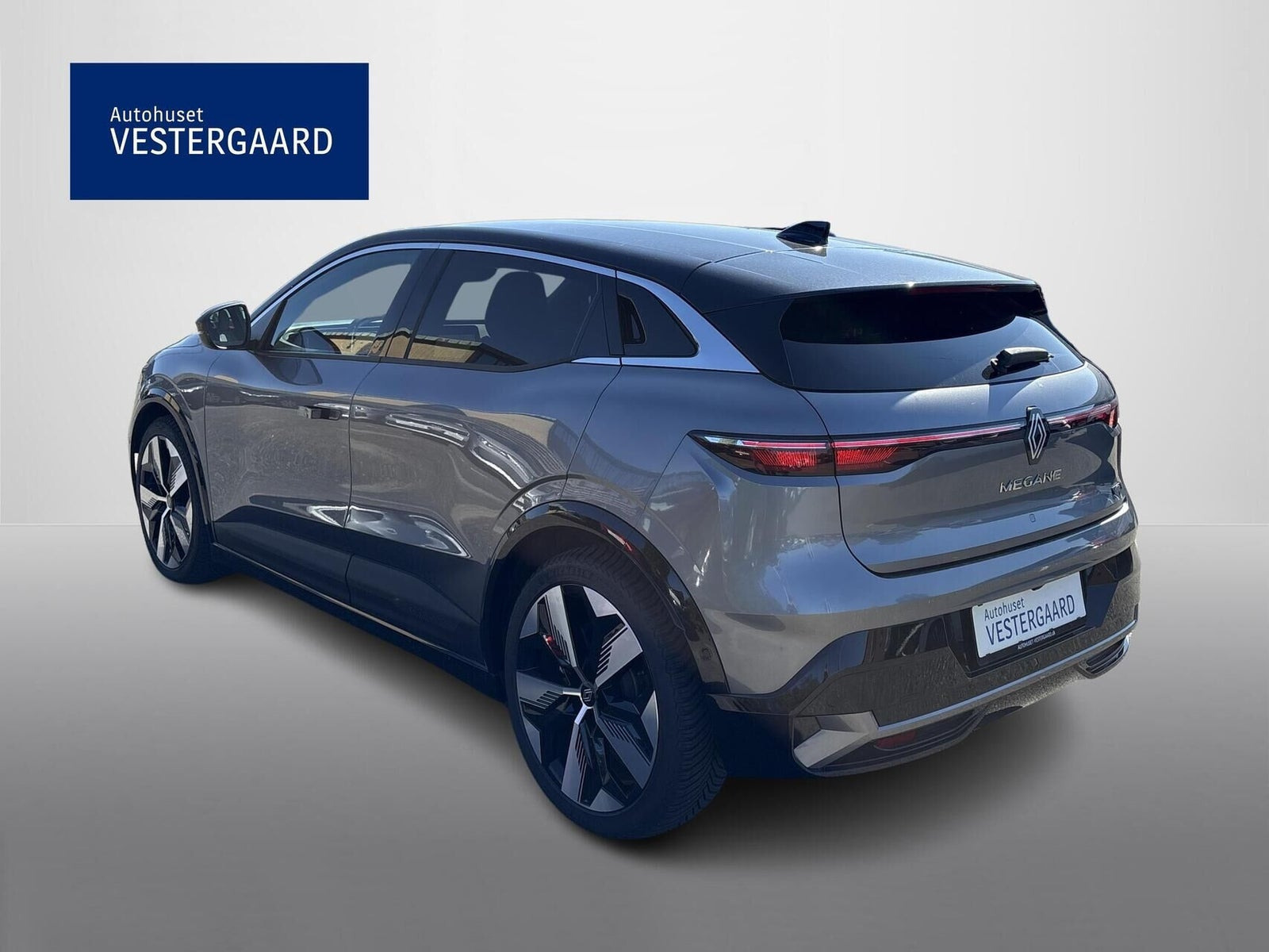 Grå Renault Megane E-Tech fra 2025