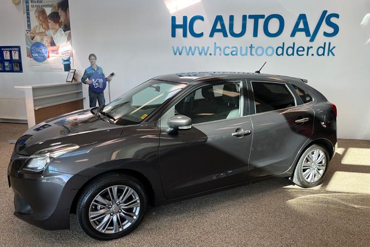 Grå Suzuki Baleno fra 2020