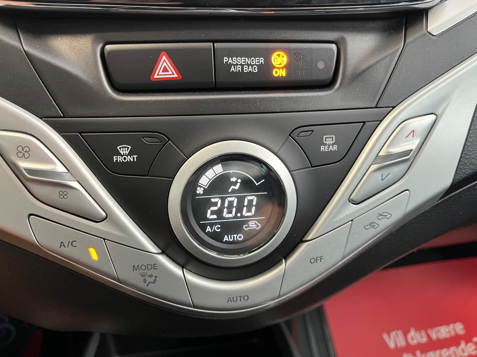 Grå Suzuki Baleno fra 2020
